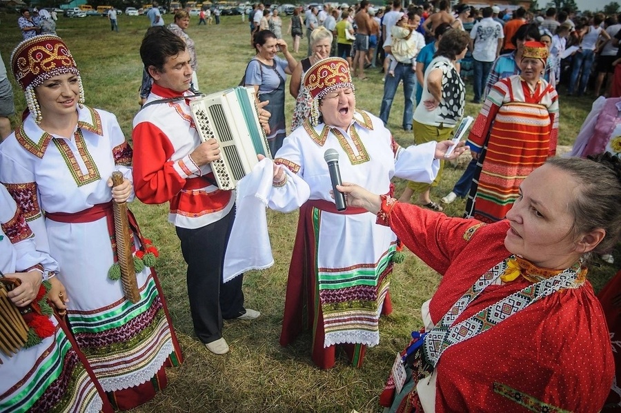 На Атманках пройдут соревнования гармонистов, частушечниц и плясунов